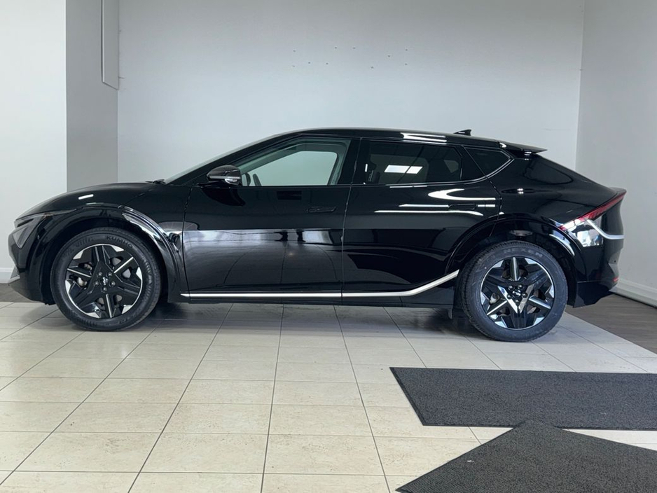 2025 Kia EV6 - image 12