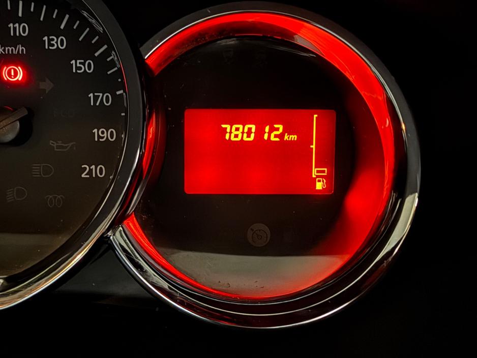 2016 Dacia Logan - image 14