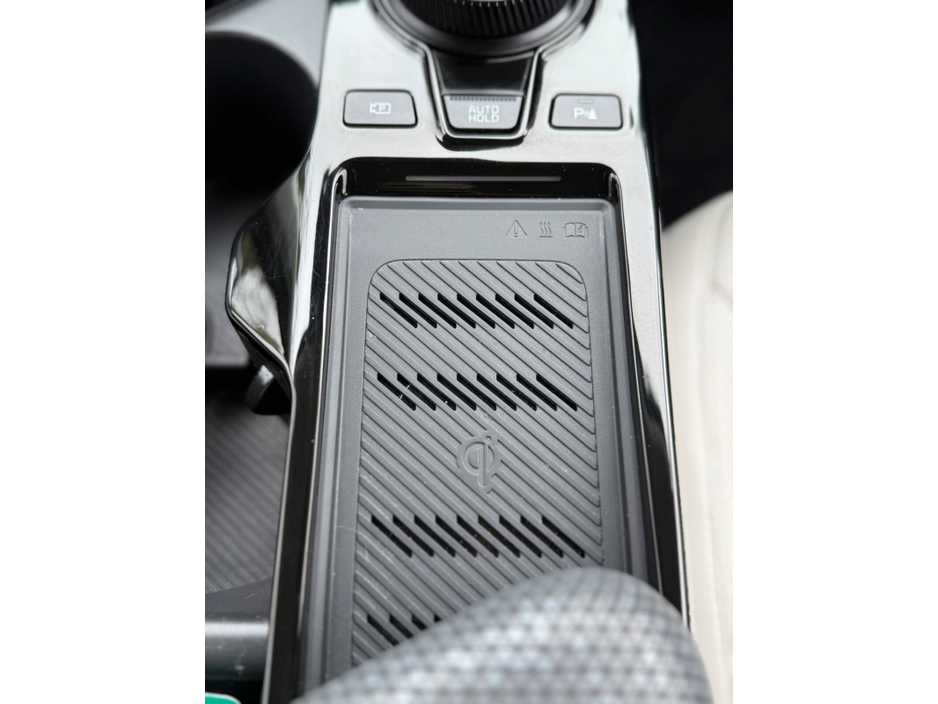 2024 Kia EV6 - image 20