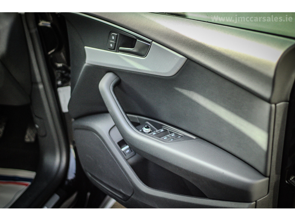 2021 Audi A5  €34,995