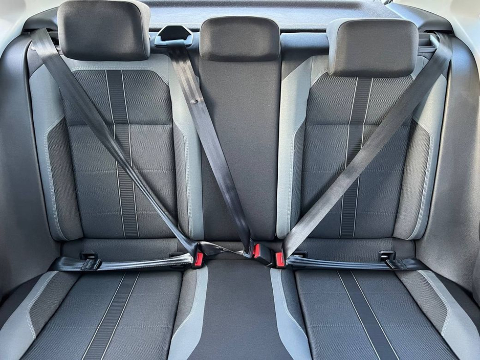 2019 Volkswagen Polo - image 12