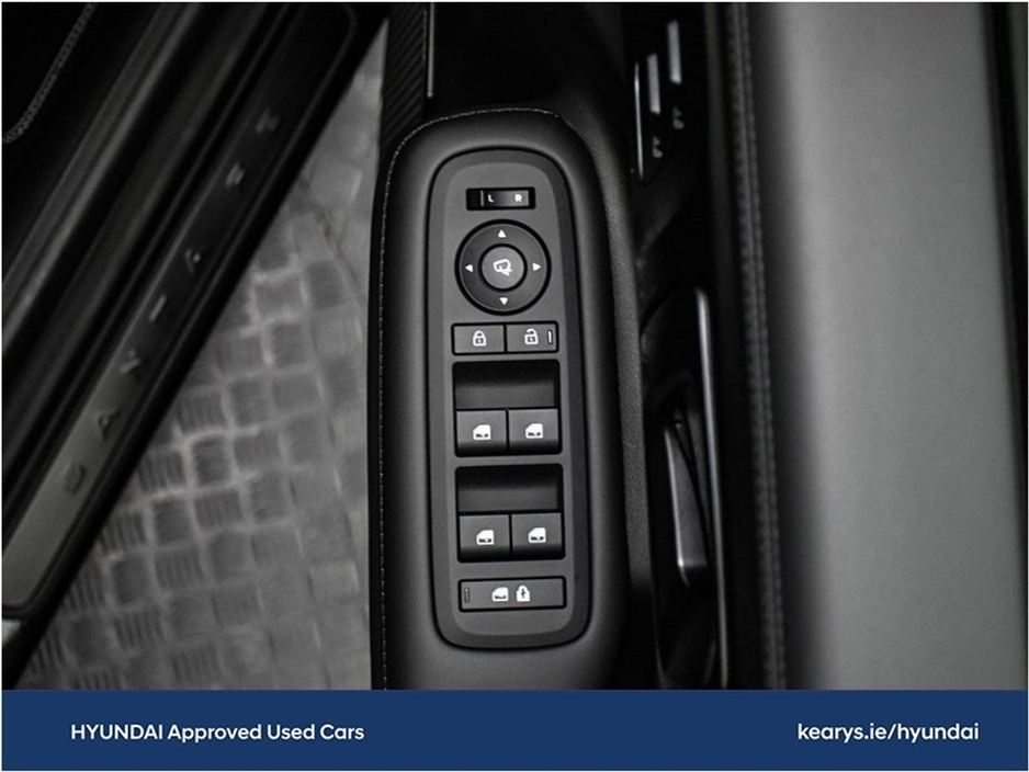 2025 Hyundai Santa Fe - image 20