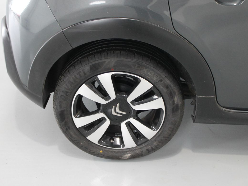 2017 Citroen C3 - image 29