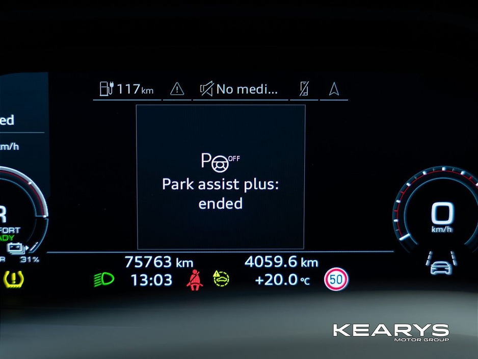 2022 Audi e-tron - image 27