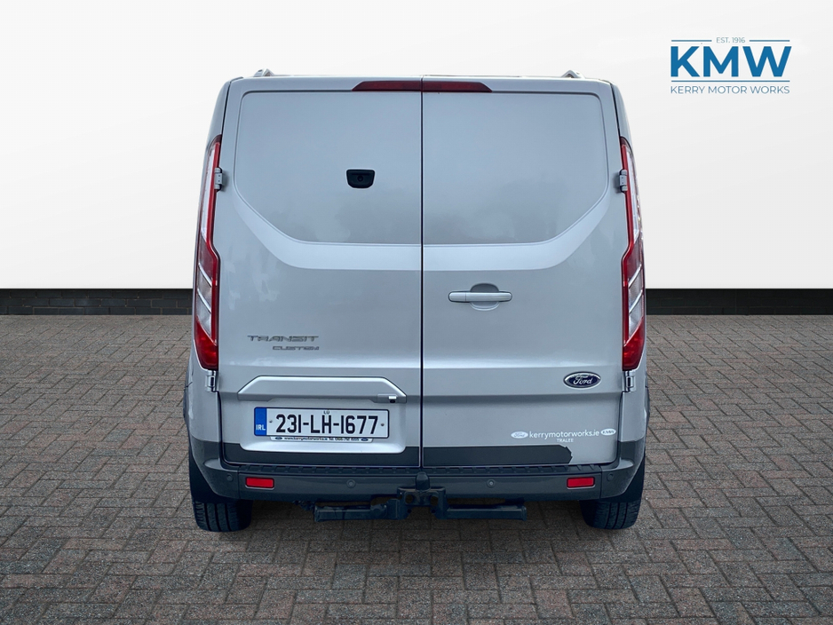 2023 Ford Transit Custom - image 5