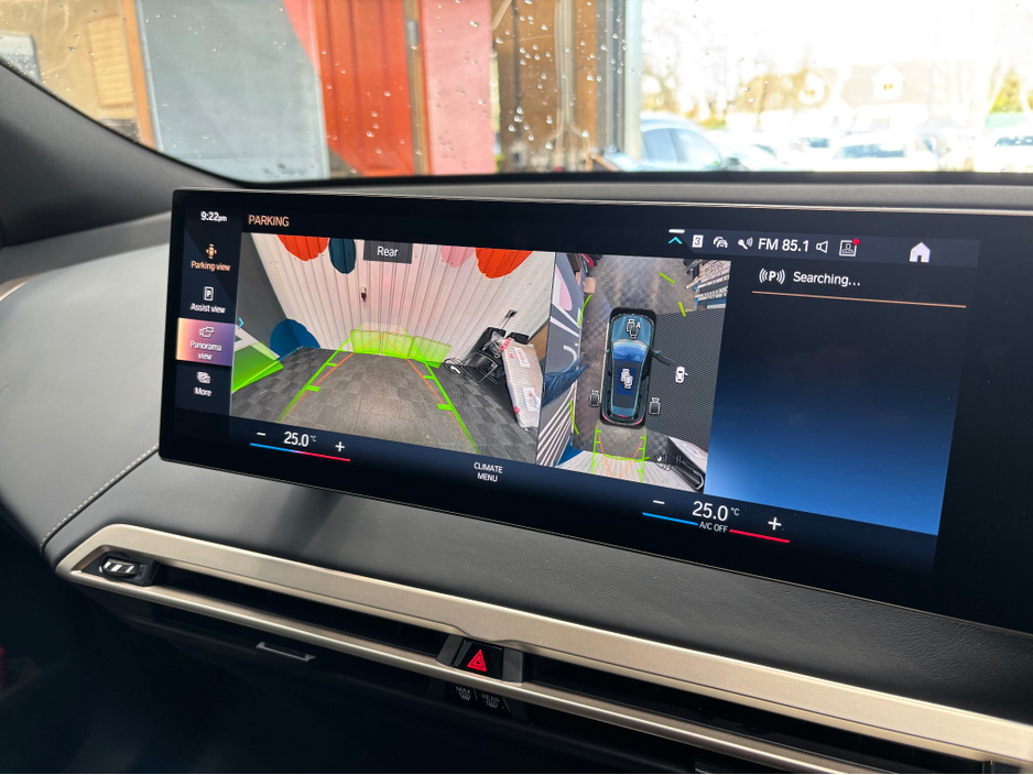 2022 BMW iX - image 8