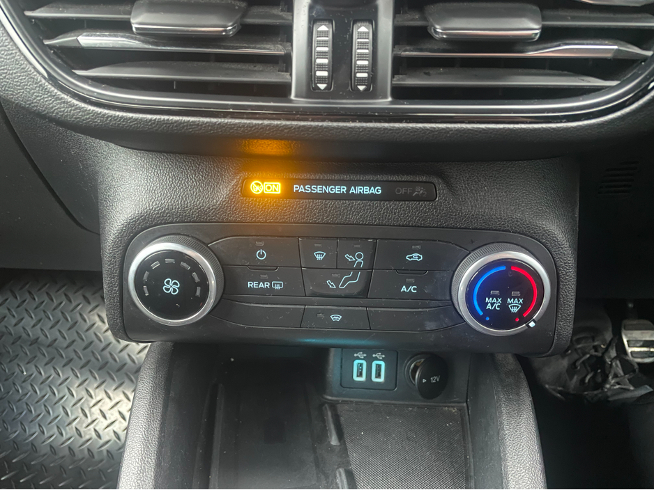 2021 Ford Focus ST-LINE EDITION 5DR 1.5 TD 120 M6 €21,950