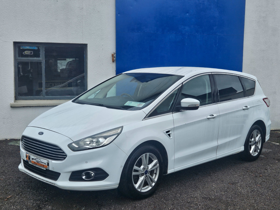 2017 Ford S-Max 2.0 TDCi 150PS Titanium €12,950