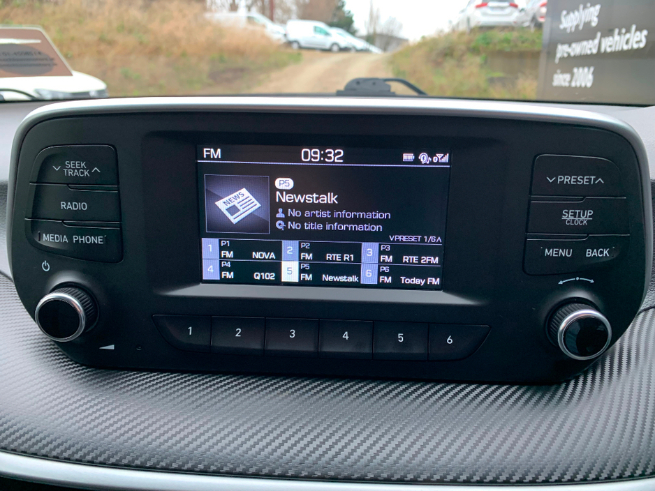 2020 Hyundai Tucson 1.6 CRDI COMFORT PLUS COMMERCIAL // PRICE EXLC. VAT // ONE OWNER // 11/26 CVRT // DOCUMENTED SERVICE HISTORY // €12,967