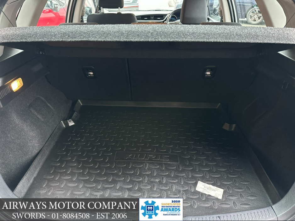 2016 Toyota Auris 1.2T ICON 5DR - LOW KMS €14,995