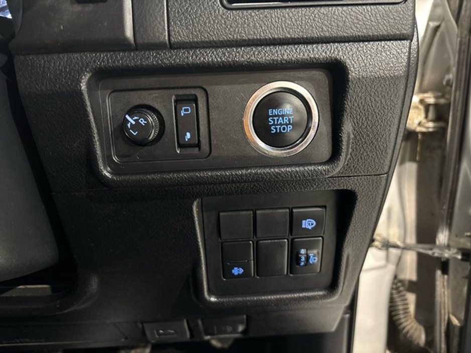 2021 Toyota Landcruiser LWB COMMERCIAL 4DR LC RC20 €41,950