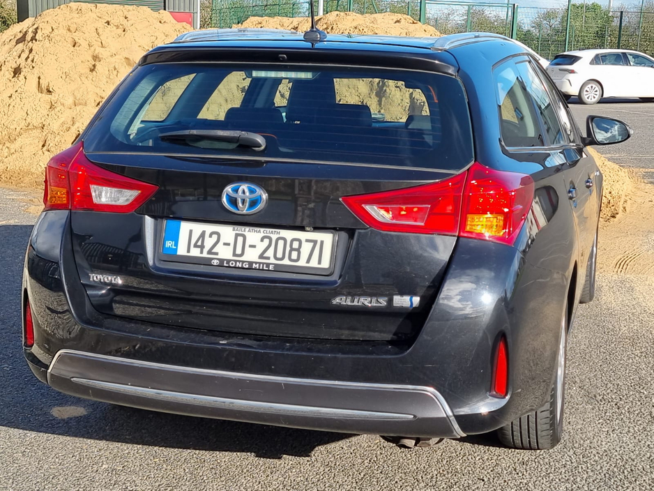 2014 Toyota Auris - image 7