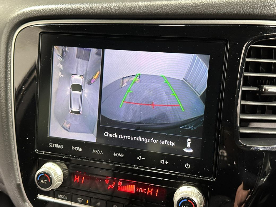 2020 Mitsubishi Outlander Instyle Plug In Hybrid €24,400