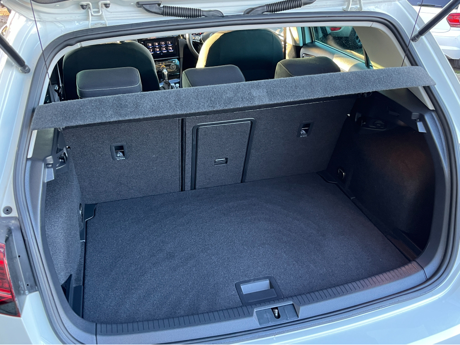 2019 Volkswagen Golf HIGHLINE AUTOMATIC 1.4 PETROL //LOW MILES//HIGH SPEC//REVERSE CAMERA//KEYLESS ENTRY//ADAPTIVE CRUISE CONTROL// €21,950