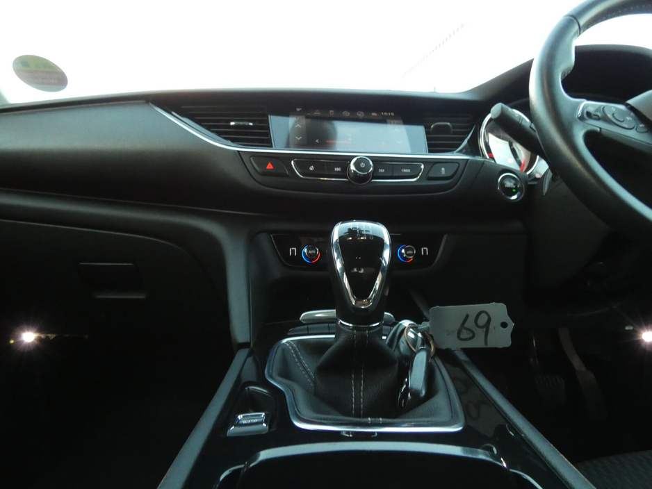 2017 Vauxhall Insignia  €7,925