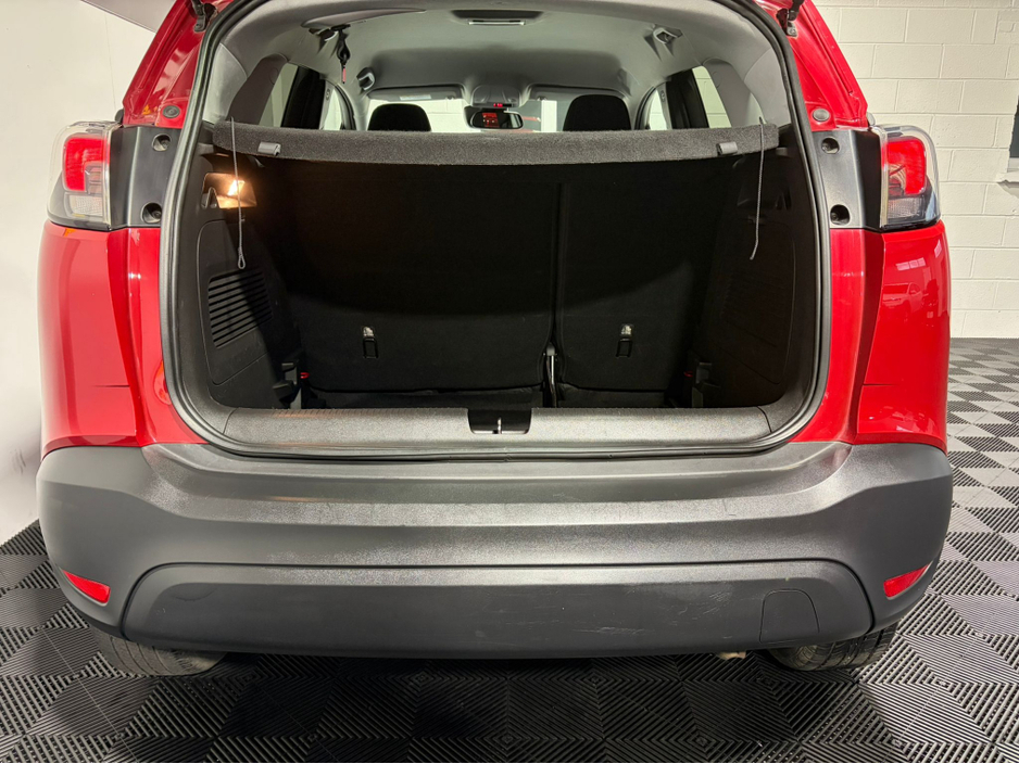 2022 Opel Crossland X - image 27