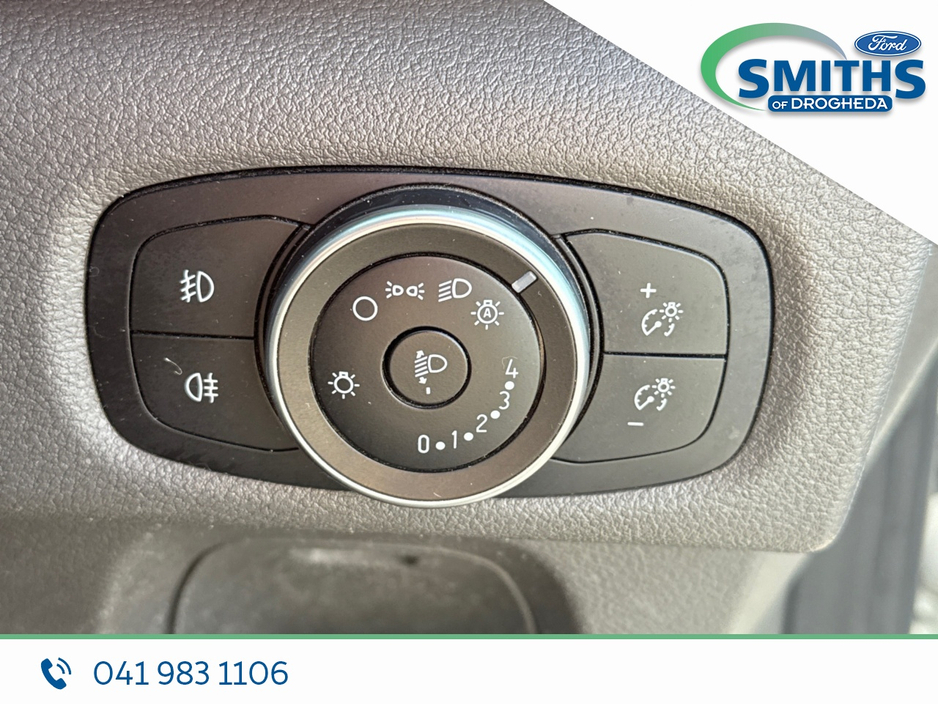 2020 Ford Transit Custom - image 26