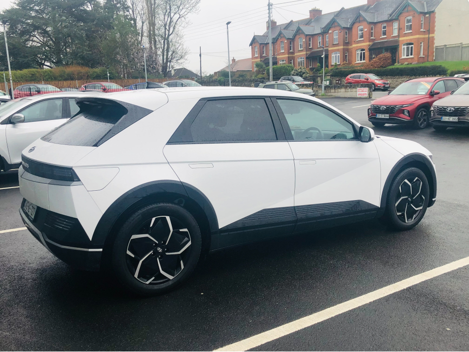 2024 Hyundai Ioniq 5 - image 3