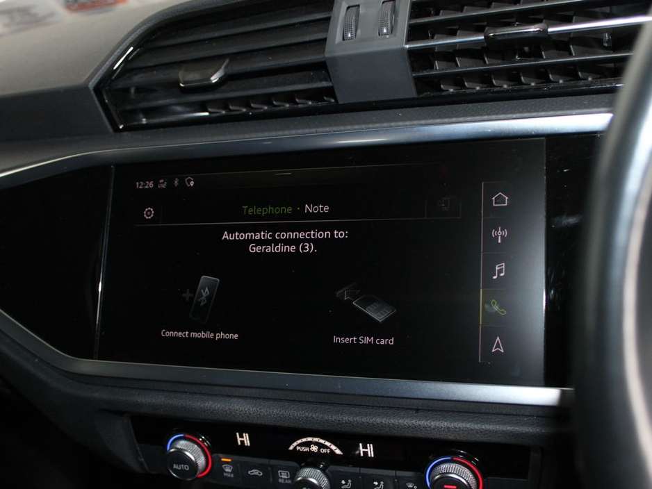 2019 Audi Q3 - image 18