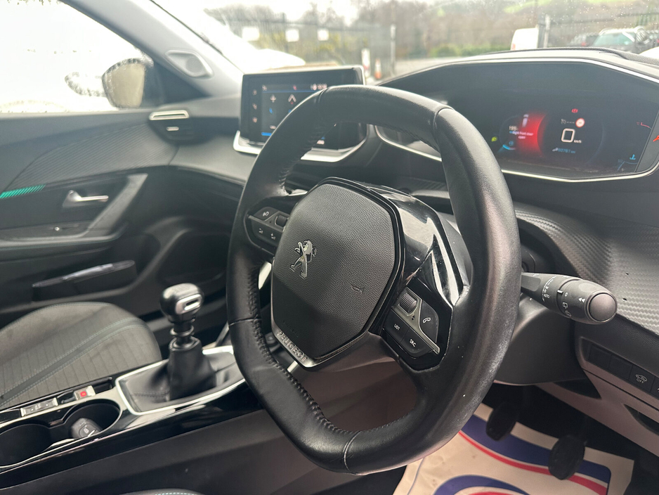 2022 Peugeot 2008 1.2 Puretech 100bhp Allure €21,895