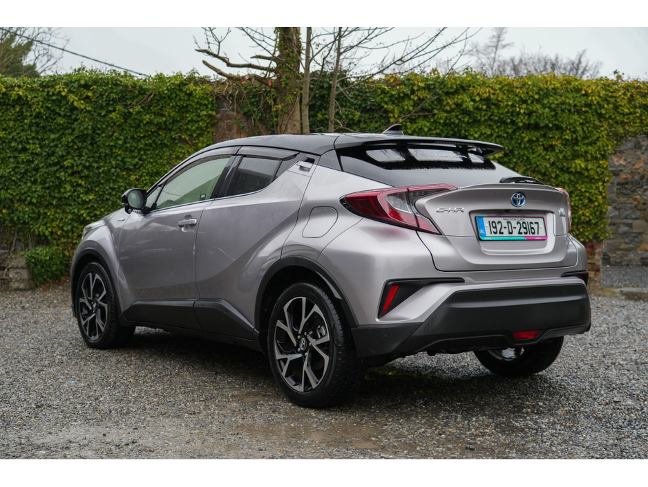 2019 Toyota C-HR - image 3
