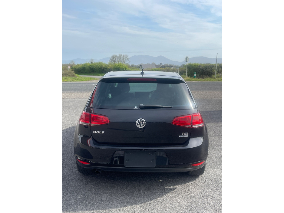 2016 Volkswagen Golf - image 7