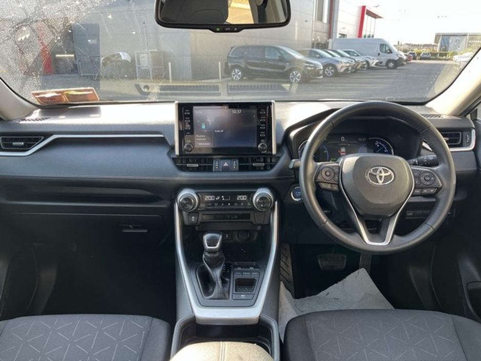 2021 Toyota Rav4 - image 8