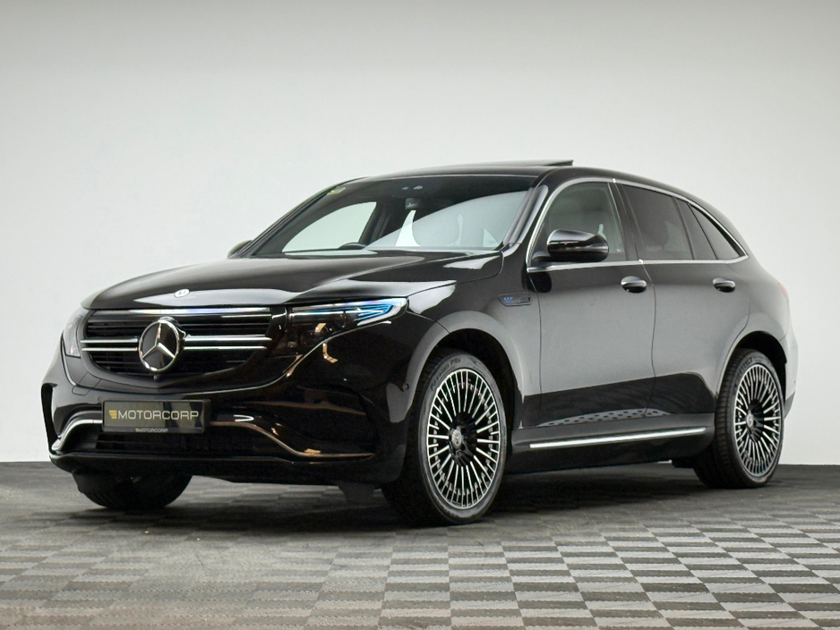 2023 Mercedes-Benz EQC - image 3