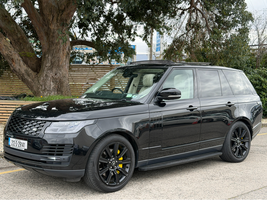 2021 Land Rover Range Rover - image 3