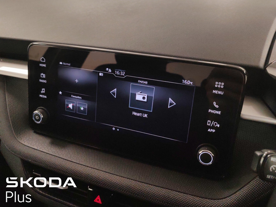 2025 Skoda Fabia - image 16