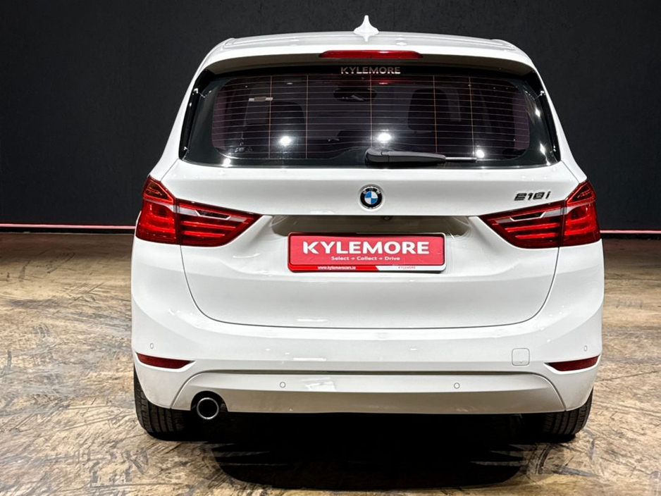 2016 BMW 2 Series - image 6