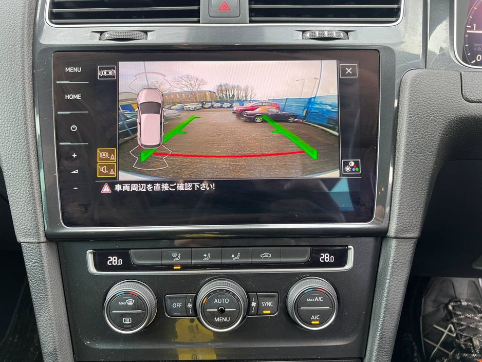 2020 Volkswagen Golf - image 7