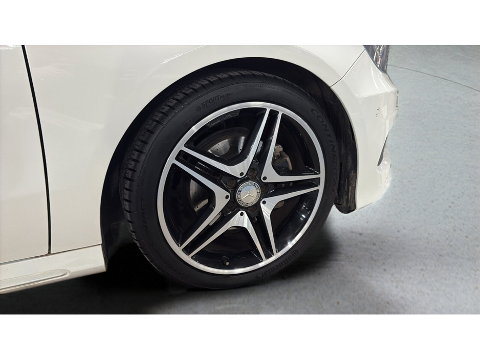 2015 Mercedes-Benz A Class - image 10