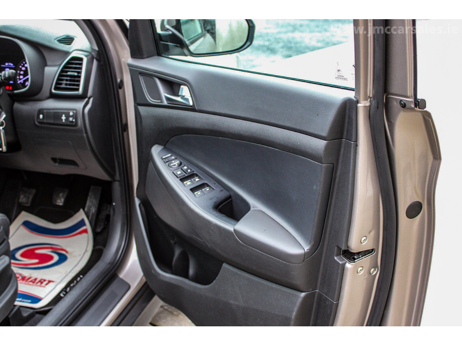 2020 Hyundai Tucson 2WD Executive €21,995