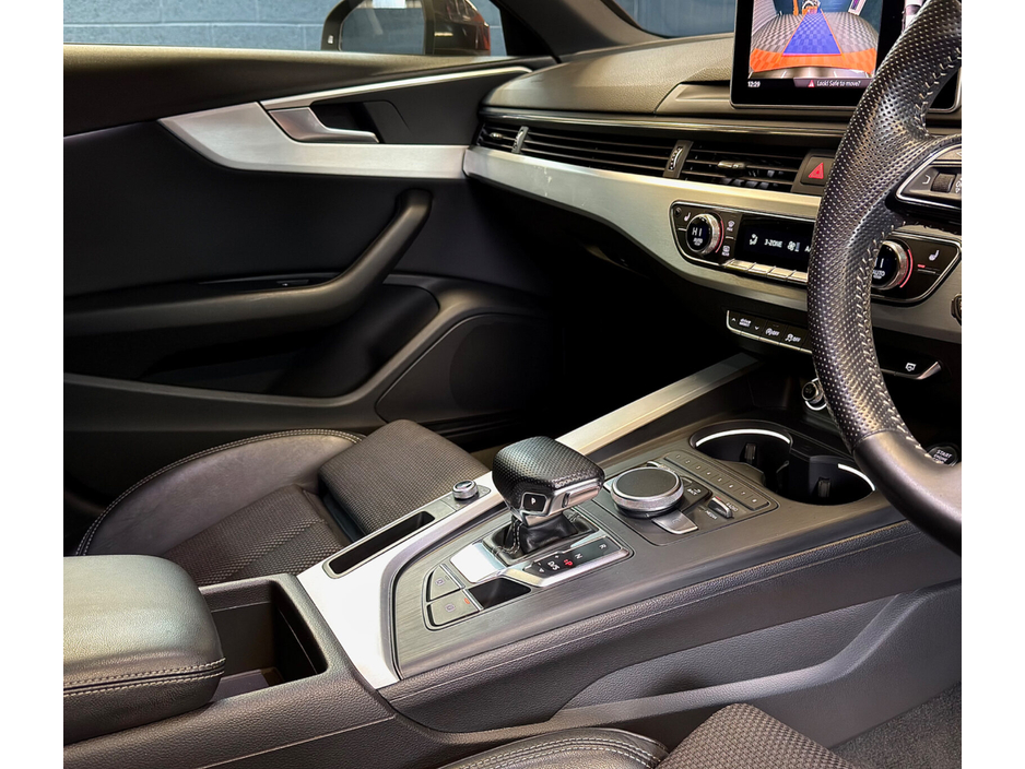 2016 Audi A4 - image 26