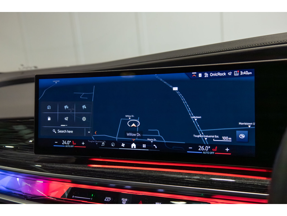 2025 BMW 7 Series  €99,950