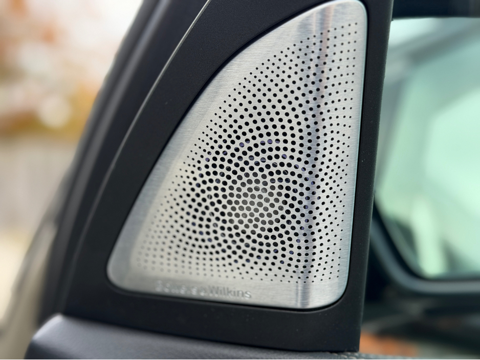 2019 BMW X5 - image 15