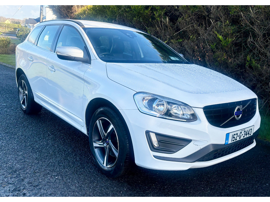 2015 Volvo XC60 D4 (190hp) FWD R-DESIGN €9,750