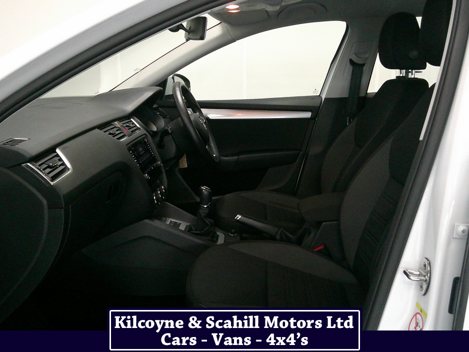 2019 Skoda Octavia - image 12