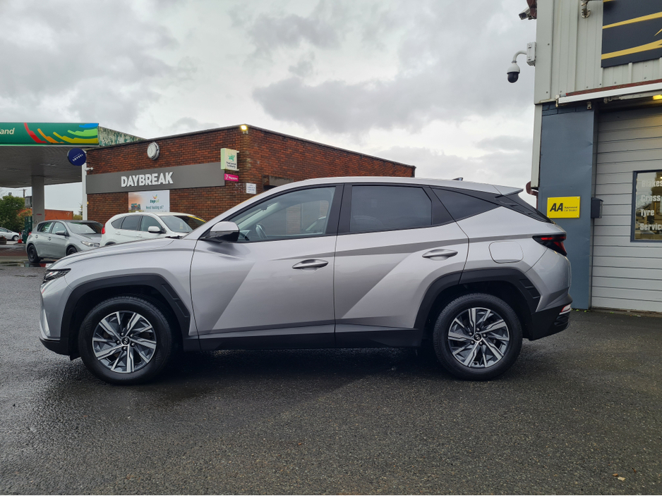 2023 Hyundai Tucson - image 13