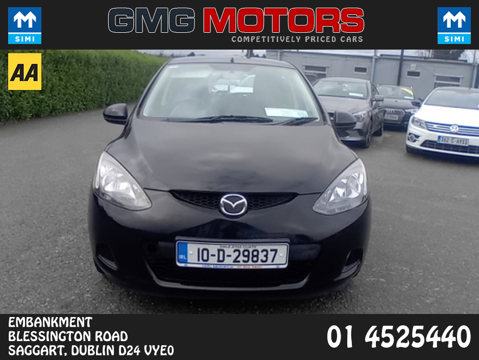 2010 Mazda Mazda2 - image 2