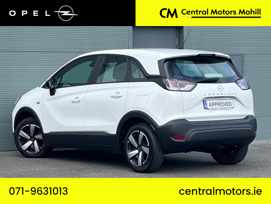 2023 Opel Crossland - image 3