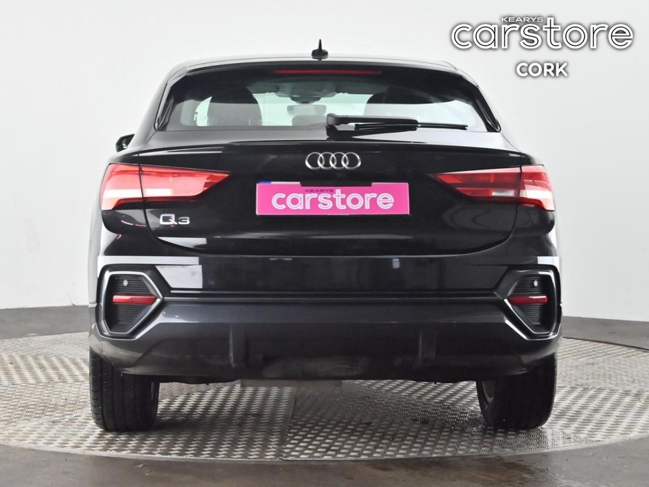 2023 Audi Q3 35 TDI 150HP S Tronic SE €39,880