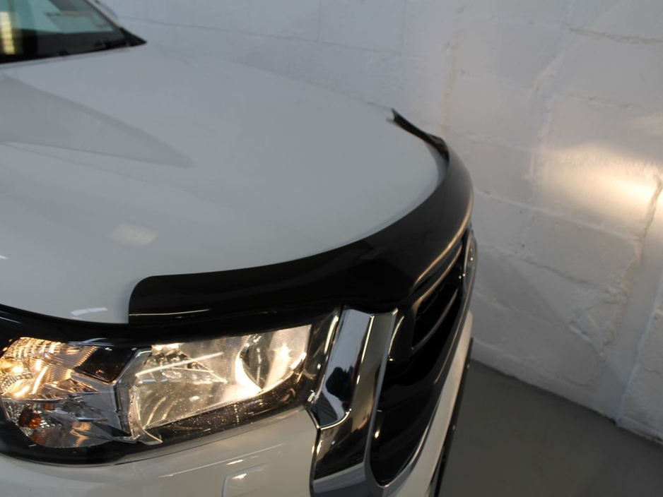 2024 Toyota Hilux - image 31