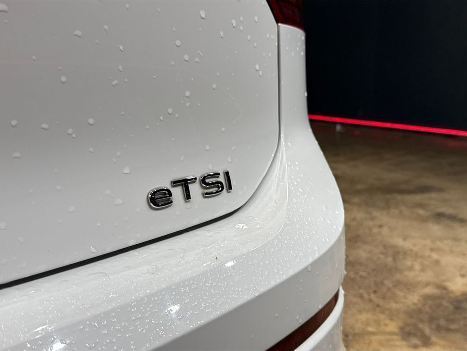 2021 Volkswagen Golf ETSI ACTIVE - FACTORY ALLOYS - DIGITAL DASH - PADDLE SHIFT - REVERSE CAMERA €23,950