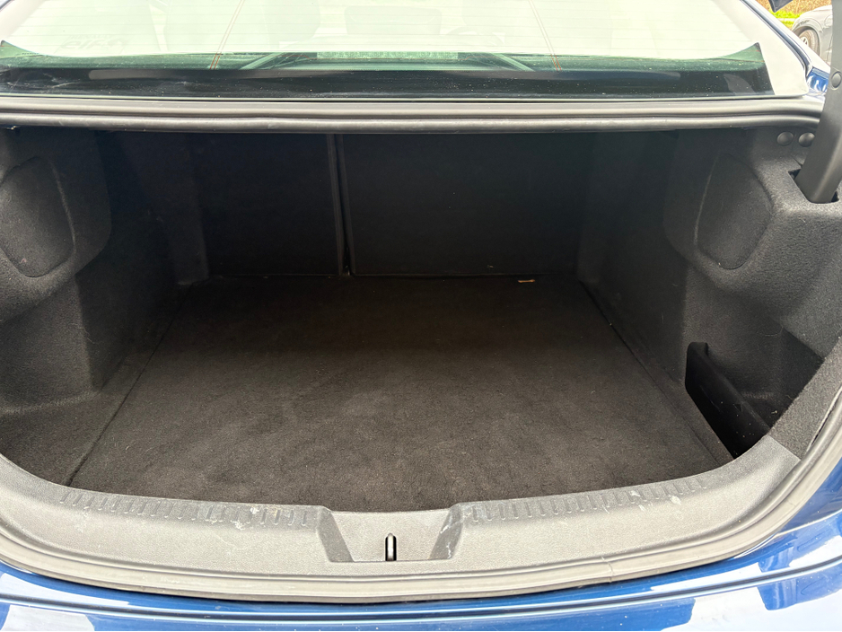 2018 Renault Megane - image 7