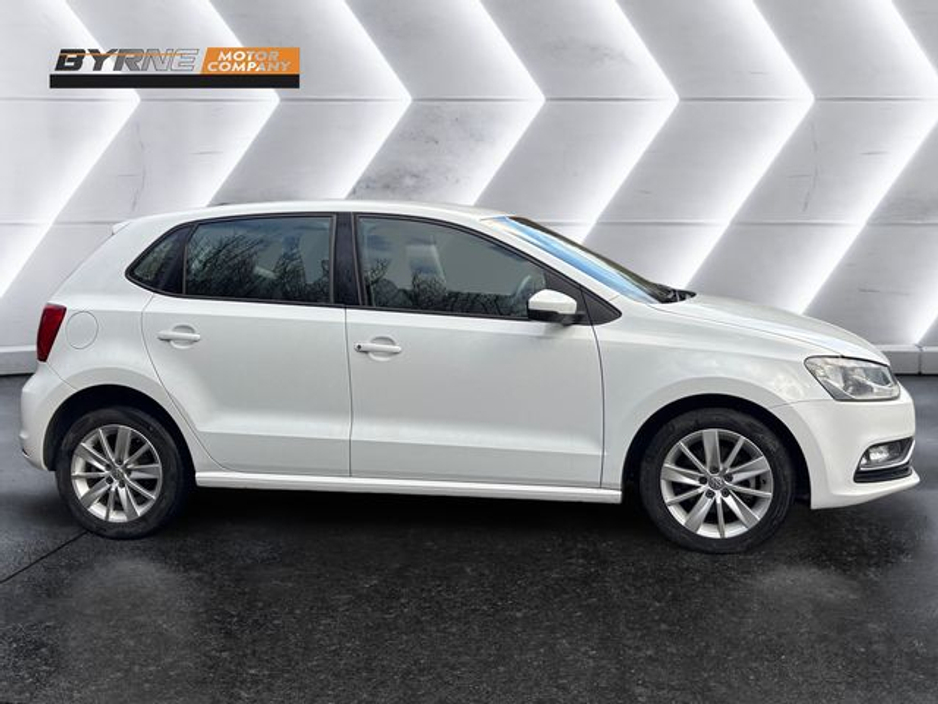 2015 Volkswagen Polo 1.2 TSI AUTO €9,850