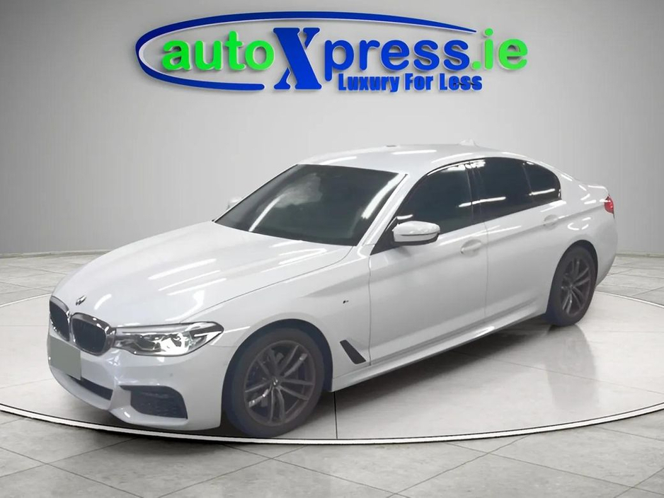 2019 BMW 5 Series - image 7