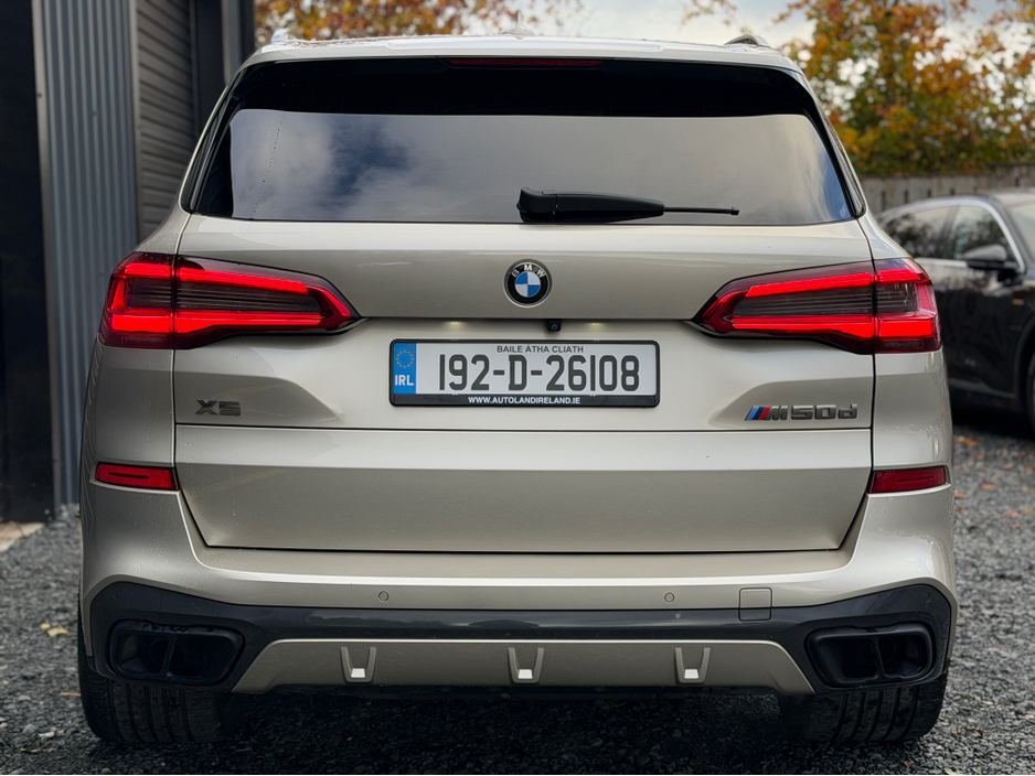 2019 BMW X5 - image 5