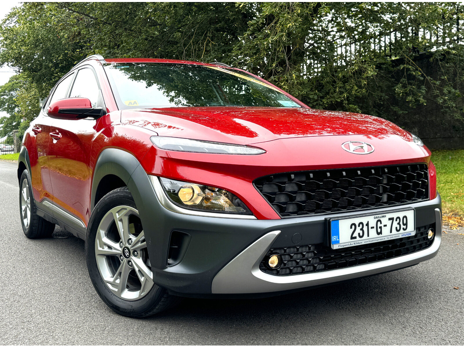 2023 Hyundai Kona 1.0 T-GDI Executive Two Tone Roof €27,500